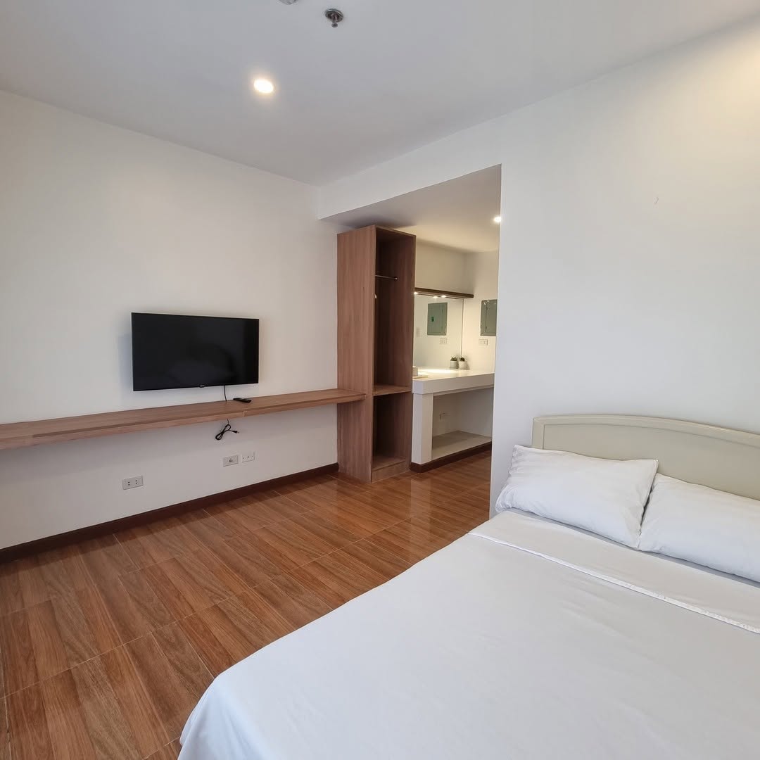 1BR Suite with Balcony — room view